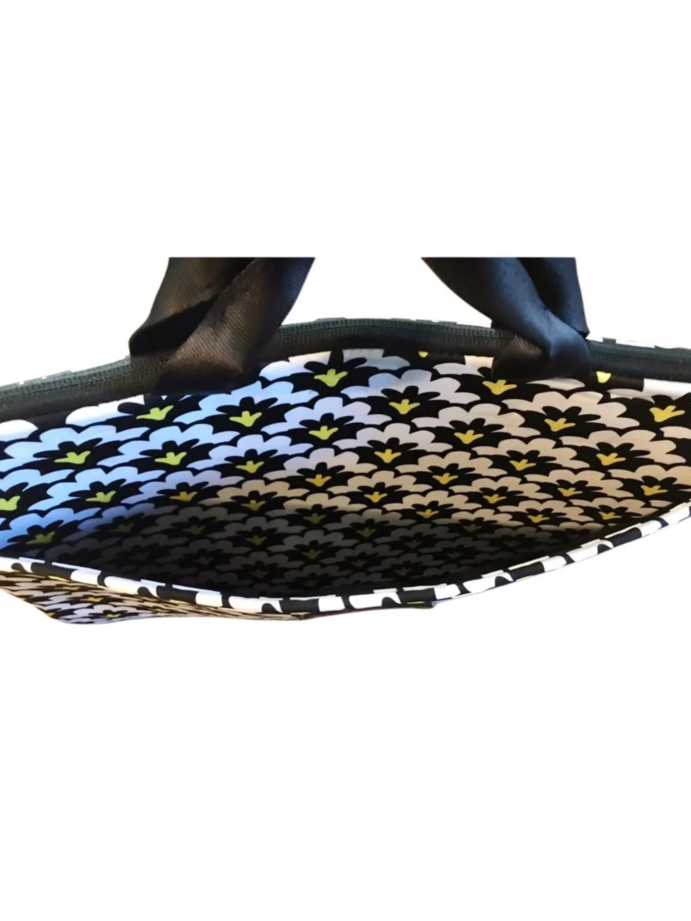Vera Bradley Fanfare Black/White/Yellow 16” Zippered Laptop Case